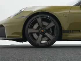 Porsche 911 (2026) thumbnail 41