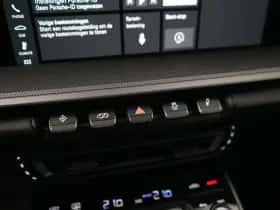 Porsche 911 (2021) thumbnail 33