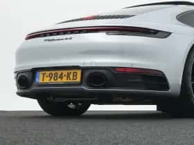 Porsche 911 (2021) thumbnail 10