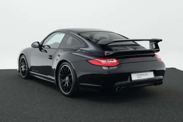 Porsche 911 (2011) thumbnail 3