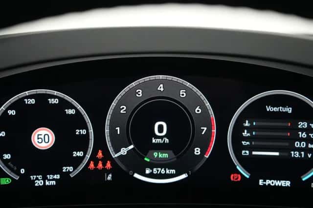 Porsche Cayenne (2026) thumbnail 6