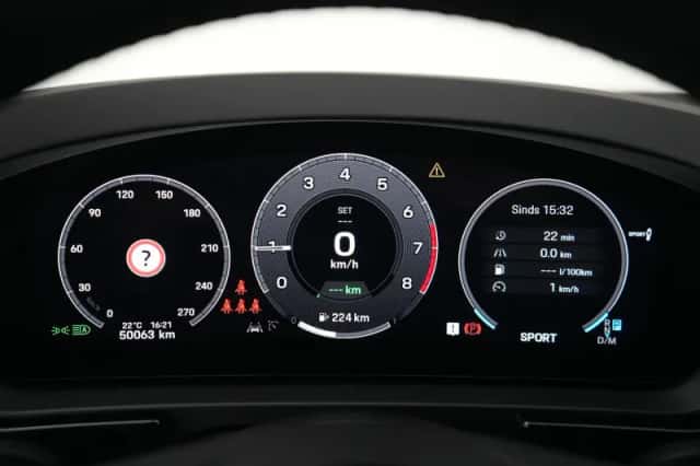 Porsche Cayenne (2023) thumbnail 6