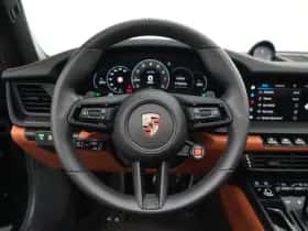 Porsche 911 (2025) thumbnail 5
