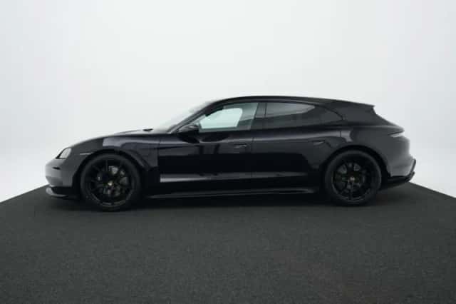 Porsche Taycan (2026) thumbnail 2