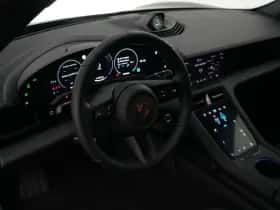 Porsche Taycan (2026) thumbnail 13