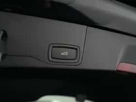 Porsche Taycan (2026) thumbnail 48