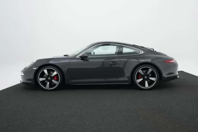 Porsche 911 (2013) thumbnail 2