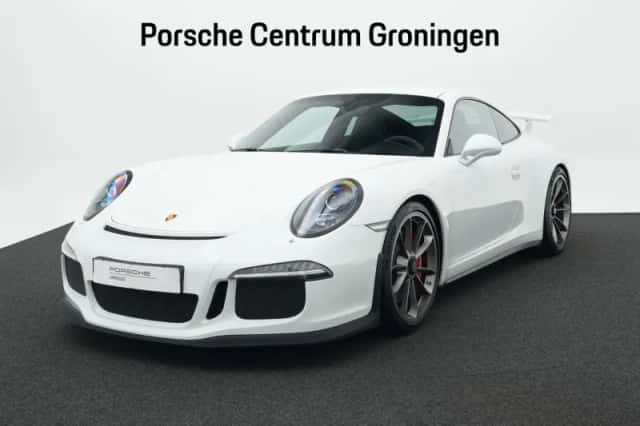 Porsche 911 (2015) thumbnail 1