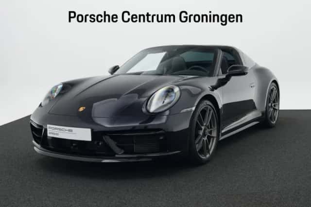 Porsche 911 (2023) thumbnail 1