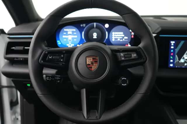 Porsche Macan (2026) thumbnail 5