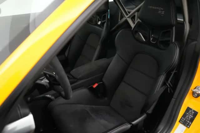 Porsche 911 (2018) thumbnail 4