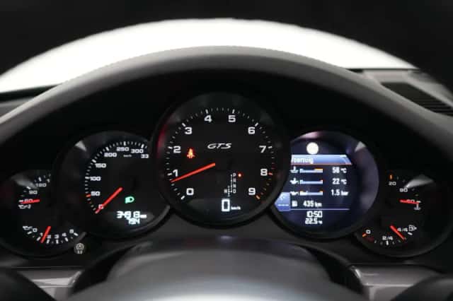 Porsche 911 (2015) thumbnail 6