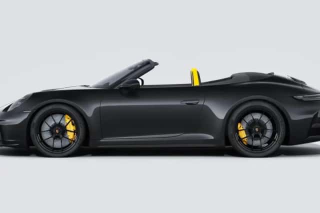 Porsche 911 (2026) thumbnail 2