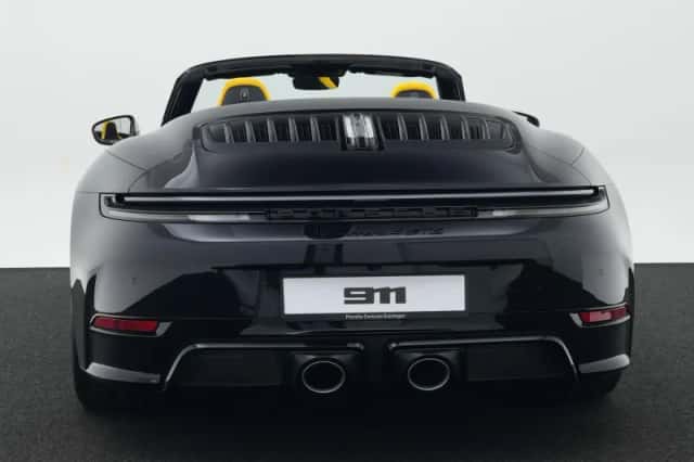 Porsche 911 (2026) thumbnail 4