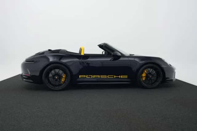 Porsche 911 (2026) thumbnail 6