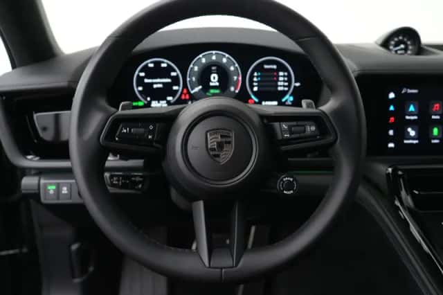 Porsche Panamera (2025) thumbnail 5
