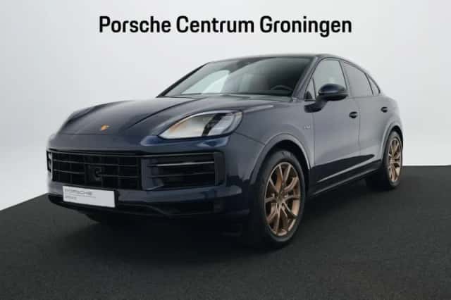 Porsche Cayenne (2023) thumbnail 1
