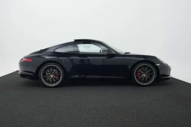Porsche 911 (2016) thumbnail 6