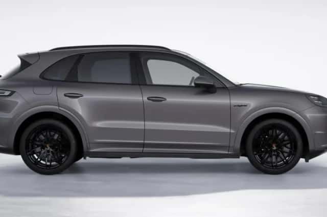 Porsche Cayenne (2024) thumbnail 6