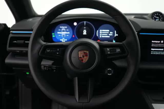 Porsche Macan (2026) thumbnail 5