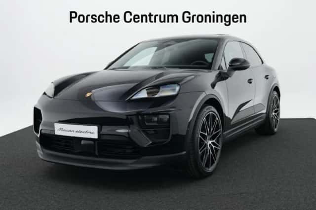 Porsche Macan (2026) thumbnail 1