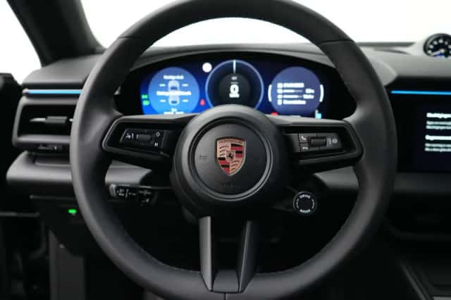 Porsche Macan (2026) thumbnail 5