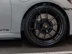 Porsche 911 (2026) thumbnail 16