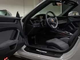 Porsche 911 (2026) thumbnail 20