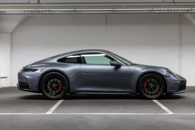 Porsche 911 (2026) thumbnail 6