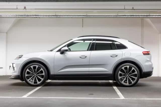 Porsche Macan (2026) thumbnail 2