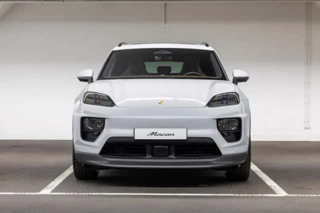 Porsche Macan (2026) thumbnail 4