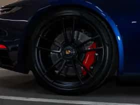 Porsche 911 (2024) thumbnail 16