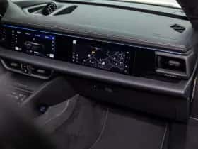 Porsche Macan (2025) thumbnail 61