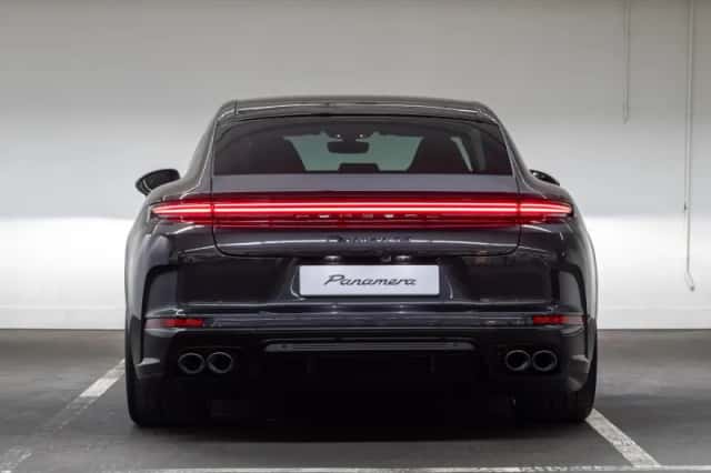 Porsche Panamera (2025) thumbnail 4