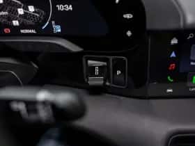 Porsche Taycan (2025) thumbnail 27