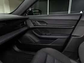 Porsche Taycan (2025) thumbnail 30