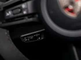 Porsche Taycan (2025) thumbnail 34