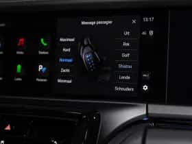 Porsche Panamera (2024) thumbnail 40