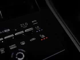 Porsche Panamera (2024) thumbnail 43