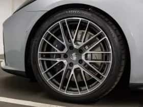 Porsche Panamera (2025) thumbnail 12