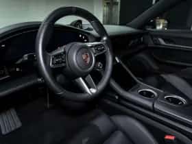 Porsche Taycan (2024) thumbnail 15