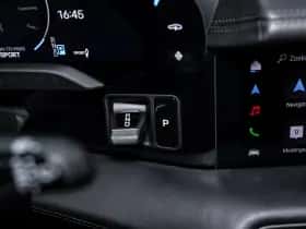 Porsche Taycan (2024) thumbnail 37