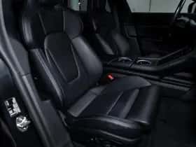 Porsche Taycan (2024) thumbnail 45