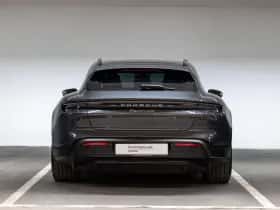 Porsche Taycan (2024) thumbnail 7