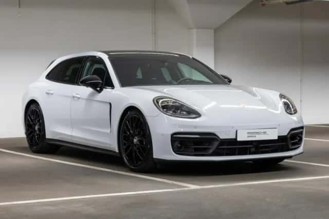 Porsche Panamera (2023) thumbnail 5