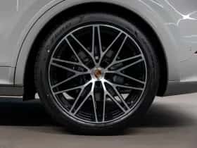 Porsche Cayenne (2026) thumbnail 13