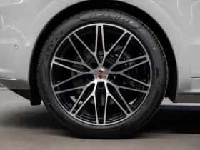 Porsche Cayenne (2026) thumbnail 14