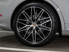 Porsche Cayenne (2026) thumbnail 16