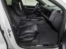 Porsche Cayenne (2026) thumbnail 31