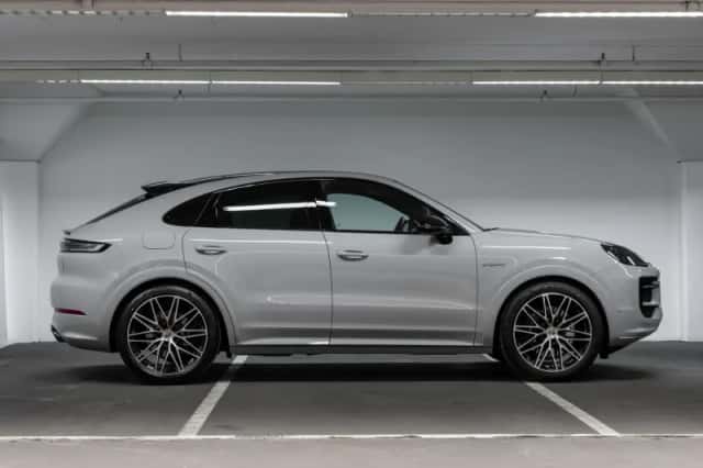 Porsche Cayenne (2026) thumbnail 6